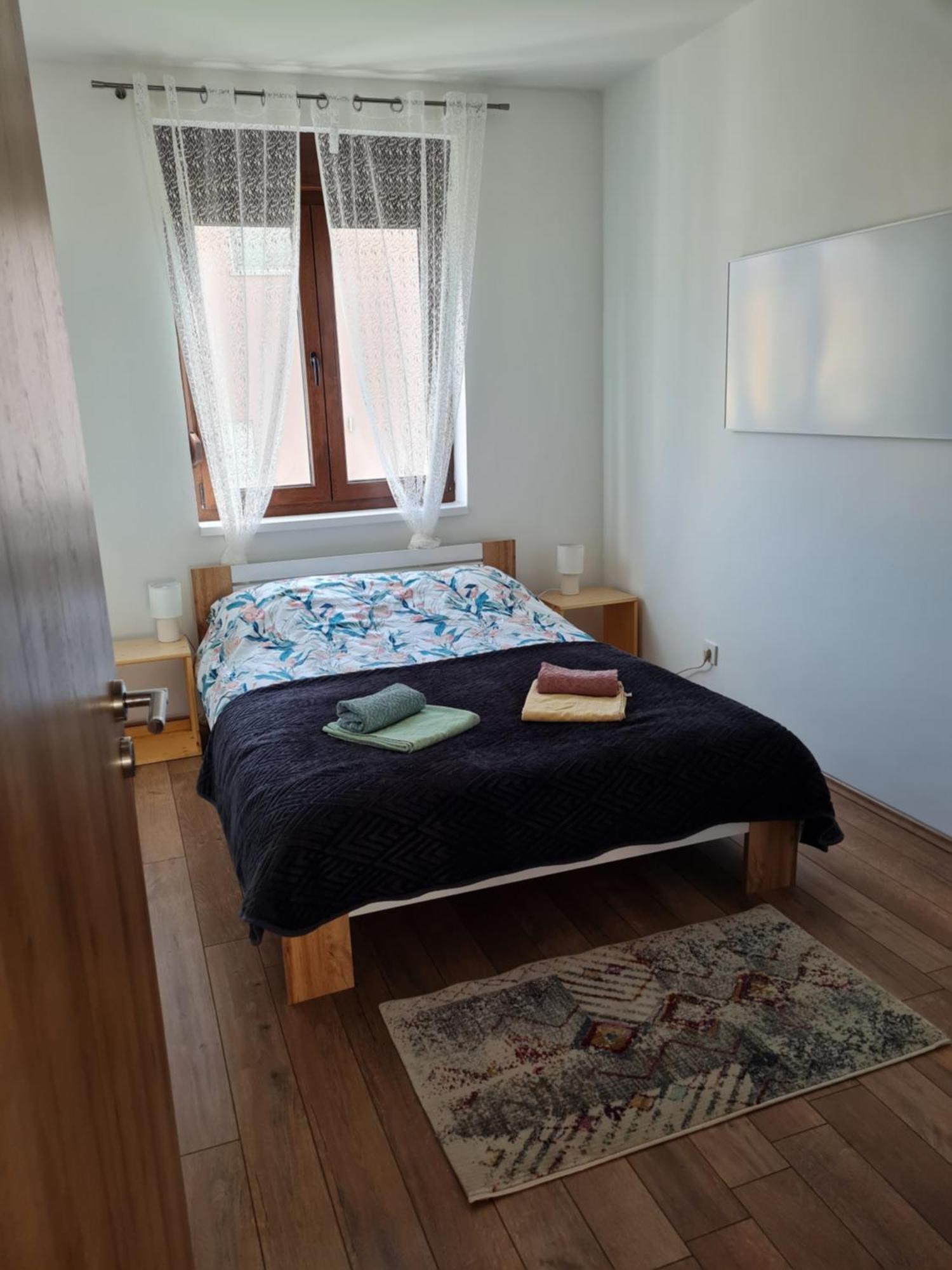 Old Town Road Apartment Karlovac Exterior foto
