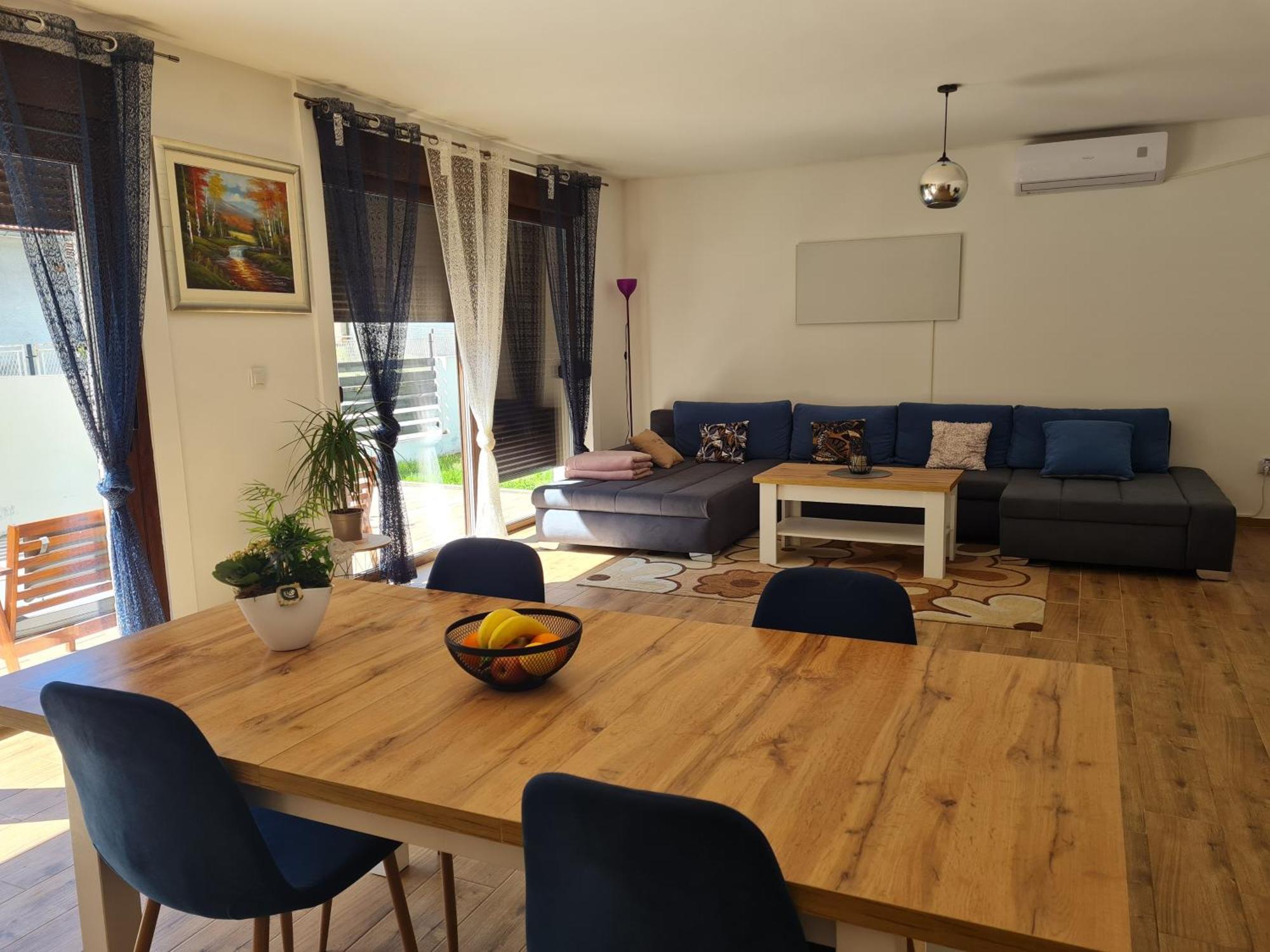Old Town Road Apartment Karlovac Exterior foto